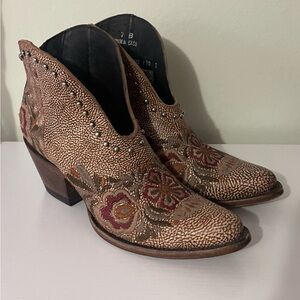 Old Gringo Floral Embroidered Ankle Boots